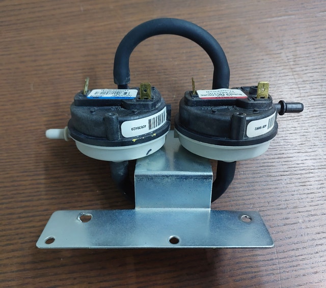 Dual Pressure Switch Assembly – Honeywell HK06NB013 - photo 4