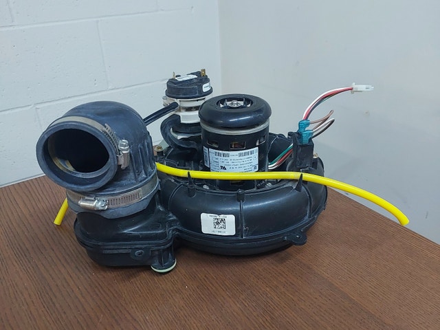 Broad-Ocean 4L241A58 Condenser Fan Motor – 16.7W | 3030RPM