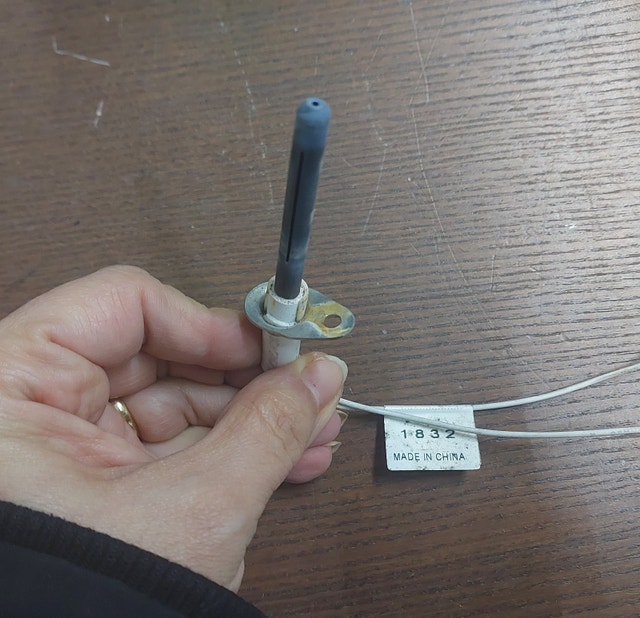 Furnace Hot Surface Ignitor - White-Rodgers 768A Series - photo 2