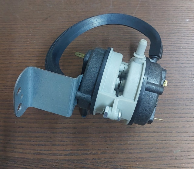 Dual Furnace Pressure Switch Assembly – Honeywell BA420123 & BA4