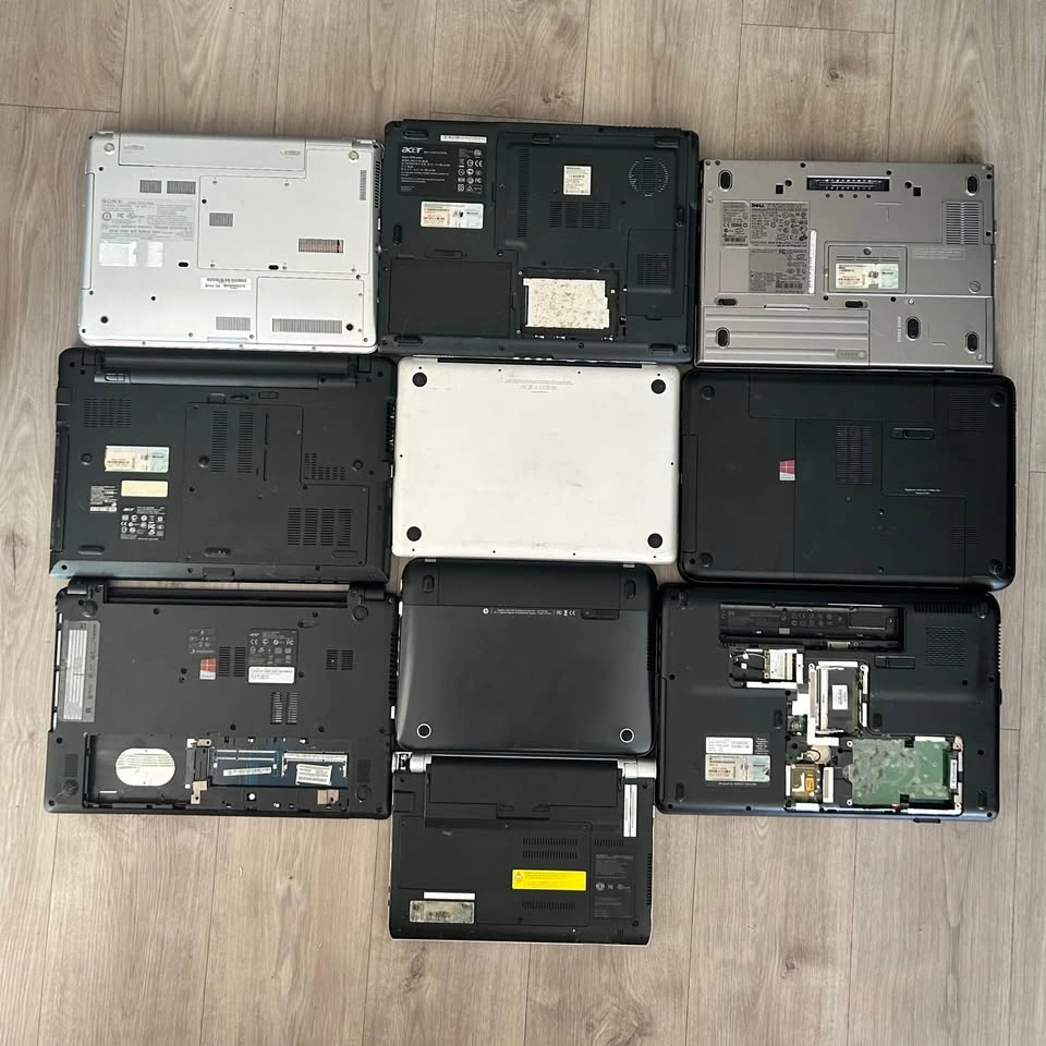 10x Laptop lot (Untested/For Parts/Repair) - photo 4