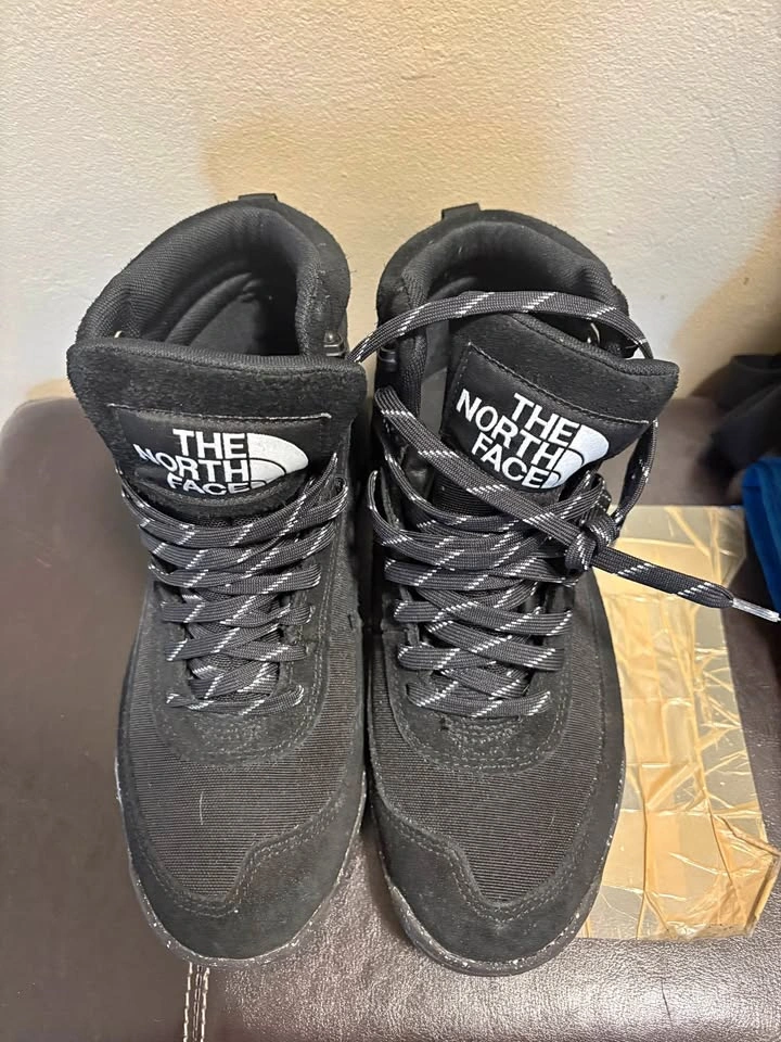 The North Face Back-To-Berkeley III Waterproof Boots - Size 8