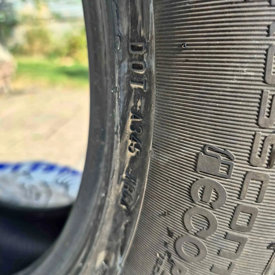 Pair of Summer tire