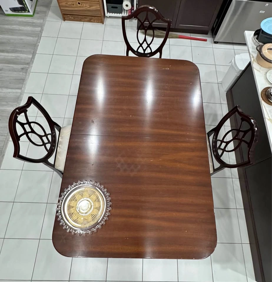 Dining table set with 4 chairs
