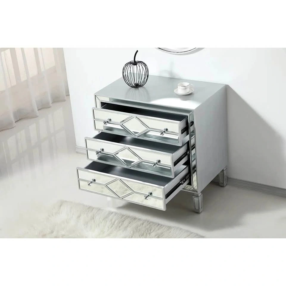 Bashaw 3-Drawer Mirrored Accent Chest / Dresser