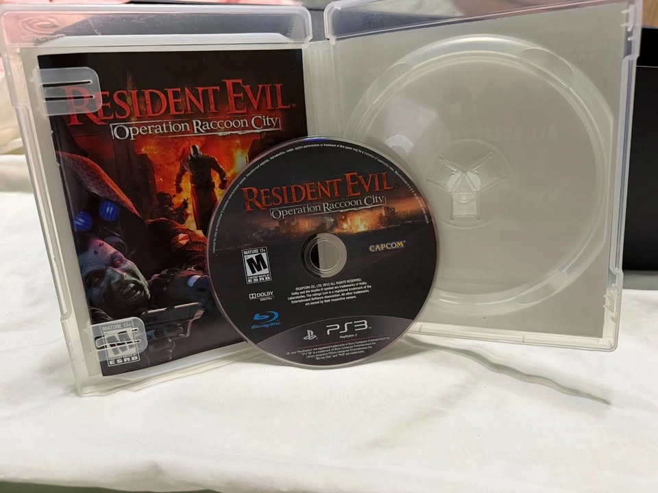 RESIDENT EVIL: OPERATION RACCOON CITY – PS3 - photo 3