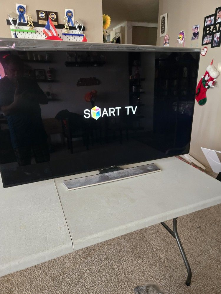 55" Samsung 4k 3D TV UN55HU8550FXZA + 3D glasses &  HDMI cable