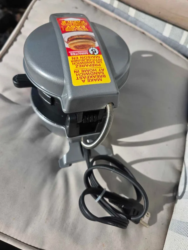 Breakfast Sandwich Maker Hamilton Beach image indicator(3)