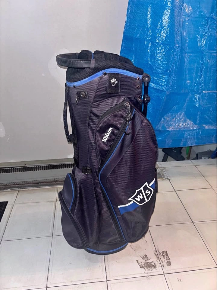 Wilson staff golf bag