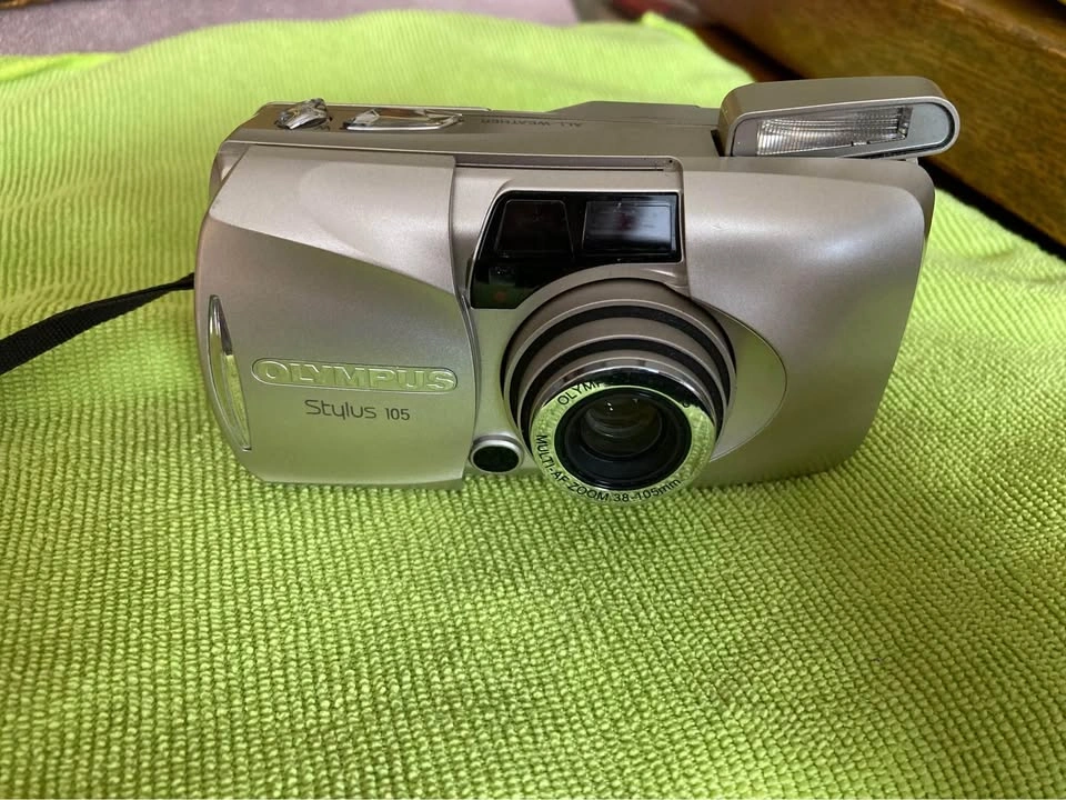 MINT Olympus Stylus 105 35mm Film Camera (Tested + Manual & Root - photo 3