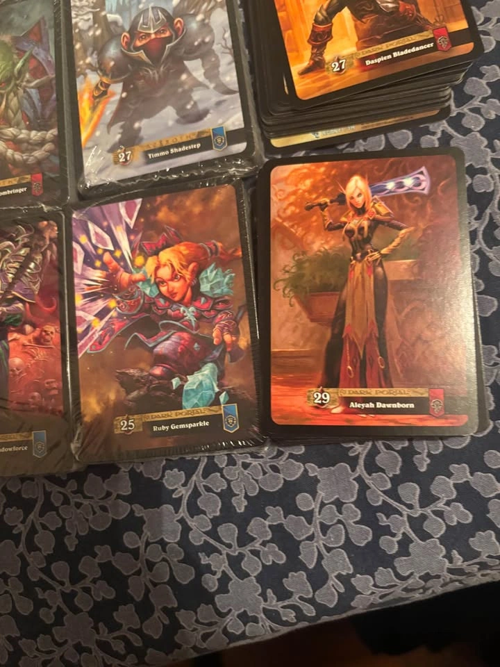 World of Warcraft sealed and unsealed starter decks - photo 3