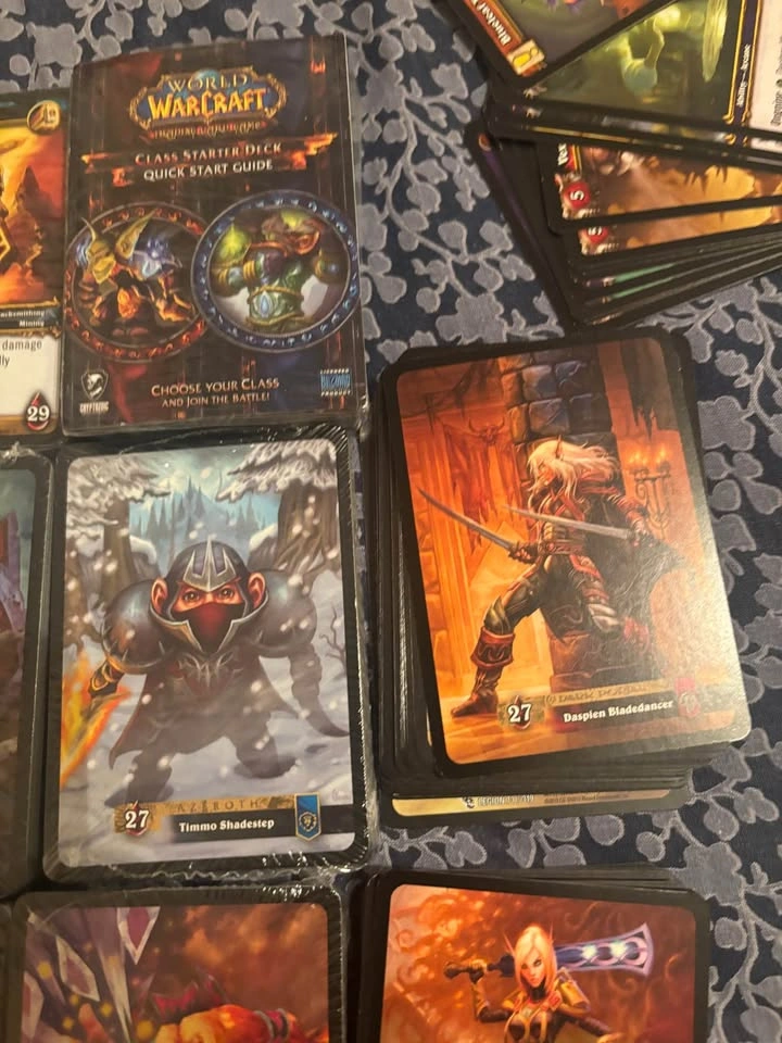 World of Warcraft sealed and unsealed starter decks - photo 4