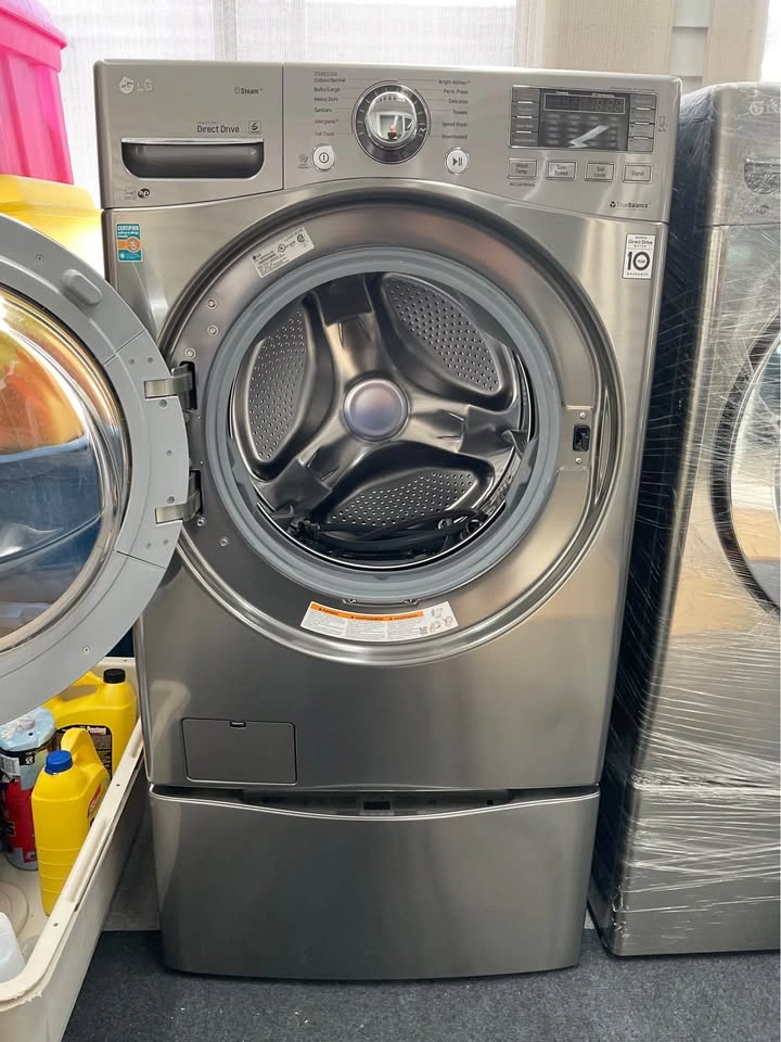 Rare - LG TWIN Wash Washer & Dryer Set - Like New!✨ - photo 3