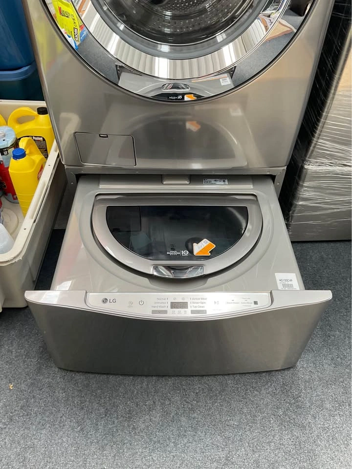 Rare - LG TWIN Wash Washer & Dryer Set - Like New!✨ - photo 4