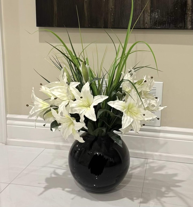 KROSNO Black Glass Bubble Ball Vase Bowl Like New