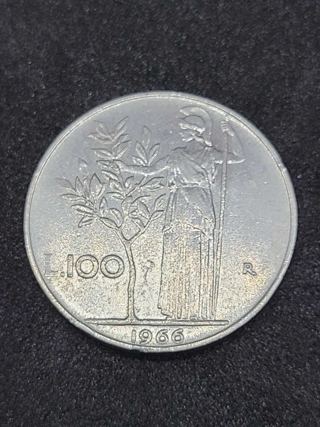 1966 Italy 100 Lire Coin