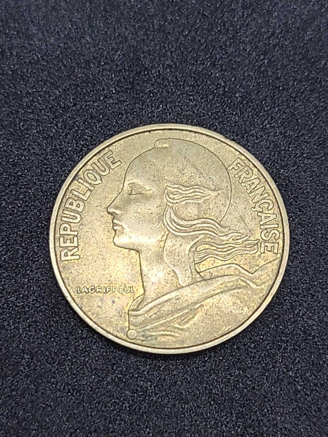 1970 French 20 Centimes Coin - photo 2