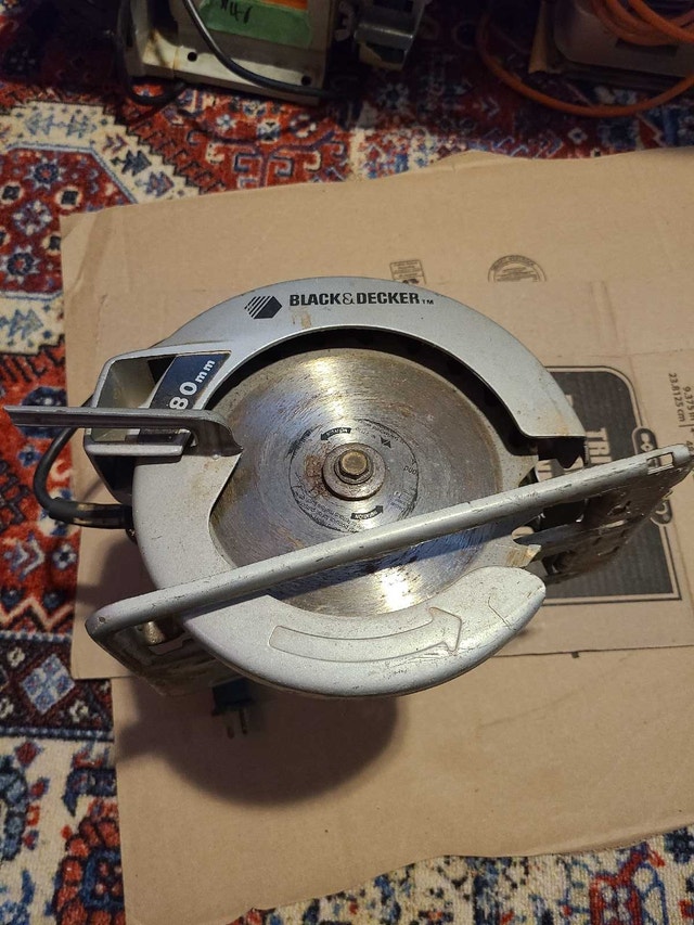 Black & Decker Circular Saw - photo 5