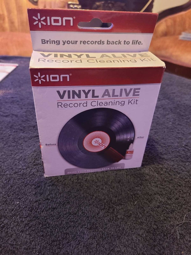ION Vinyl Alive Record Cleaning Kit
