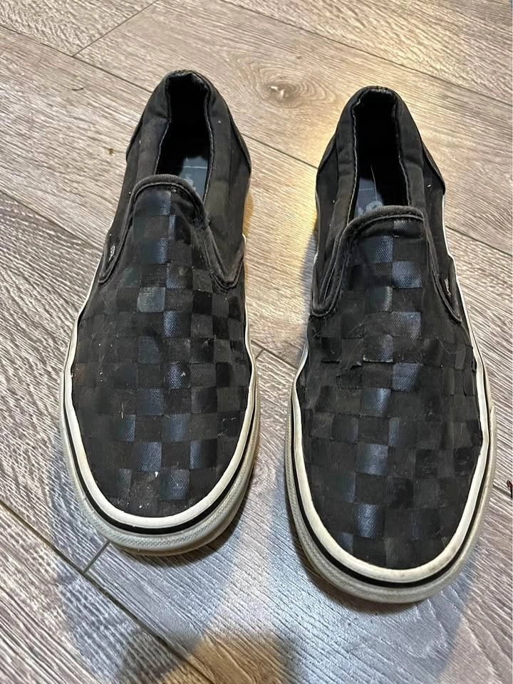 Vans 7.5mens/9Womens