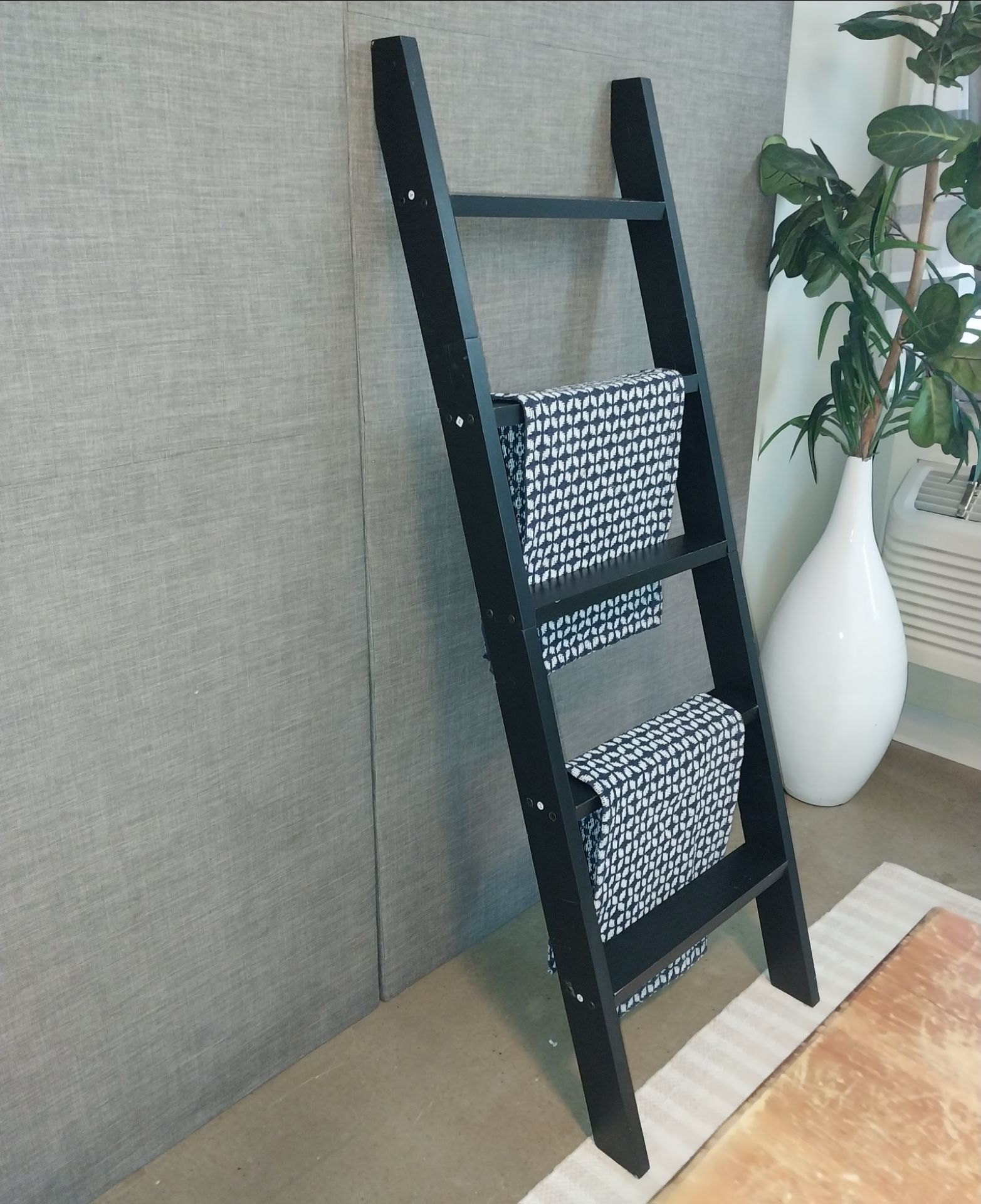 Ladder