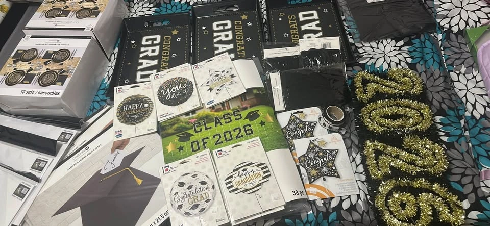 Class of 2026, Graduation Party Supplies Bundle - photo 4
