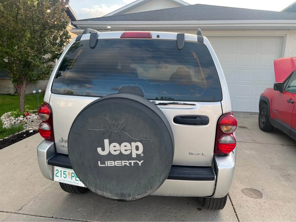 Jeep Liberty – Grey - 2007 - photo 4
