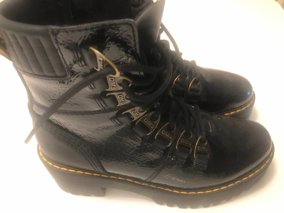 Doc Marten’s Size 7 Women’s - photo 5