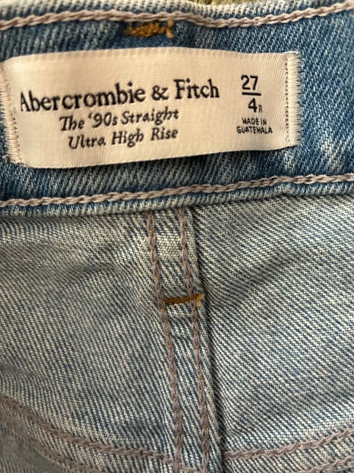 Abercrombie & Fitch '90s Straight Ultra High Rise Size 27/4R - photo 2