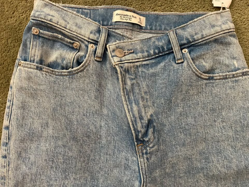Abercrombie & Fitch '90s Straight Ultra High Rise Size 27/4R - photo 3
