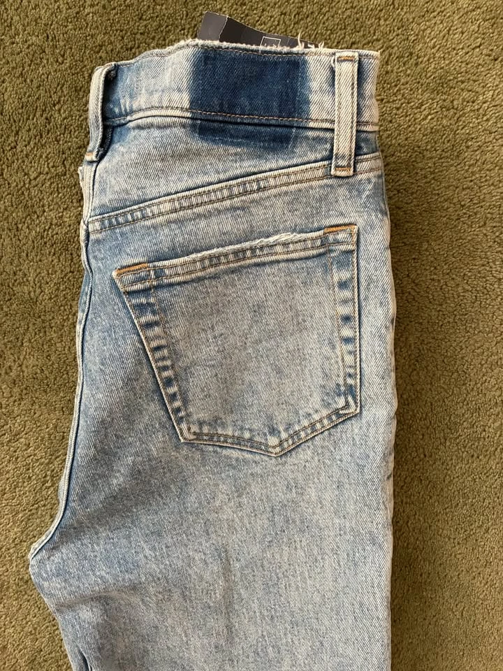 Abercrombie & Fitch '90s Straight Ultra High Rise Size 27/4R - photo 4