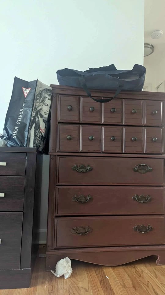 Dresser