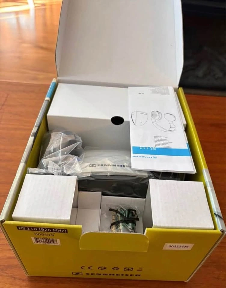 Sennheiser RS 110 Wireless Over-Ear Headphone System - photo 4