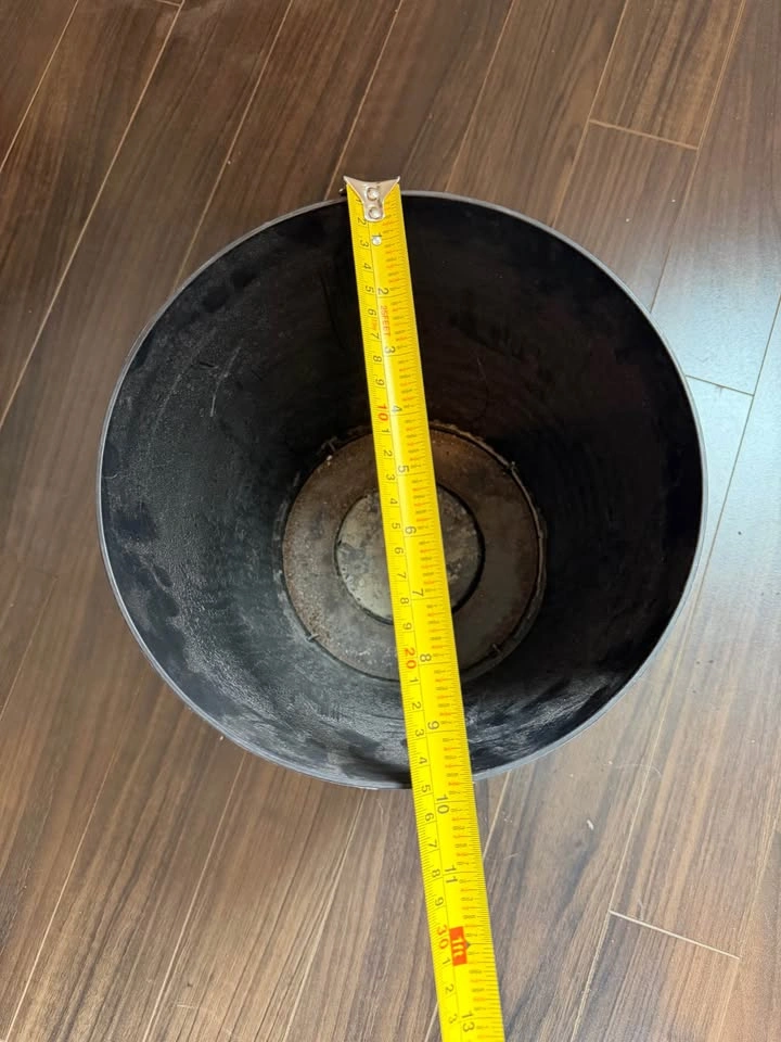 Large Black Plastic Pots / Bins – $5 Each - photo 5