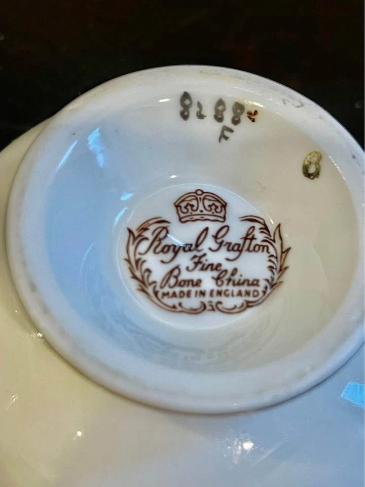 Vintage Bone China Teacup and Saucer Set - 3 Pairs - photo 4