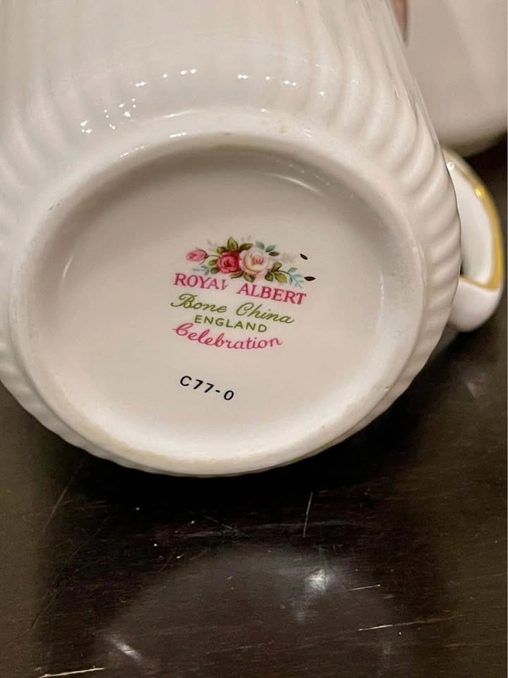 Royal Albert Celebration Bone China Mug Each for $9 - photo 3