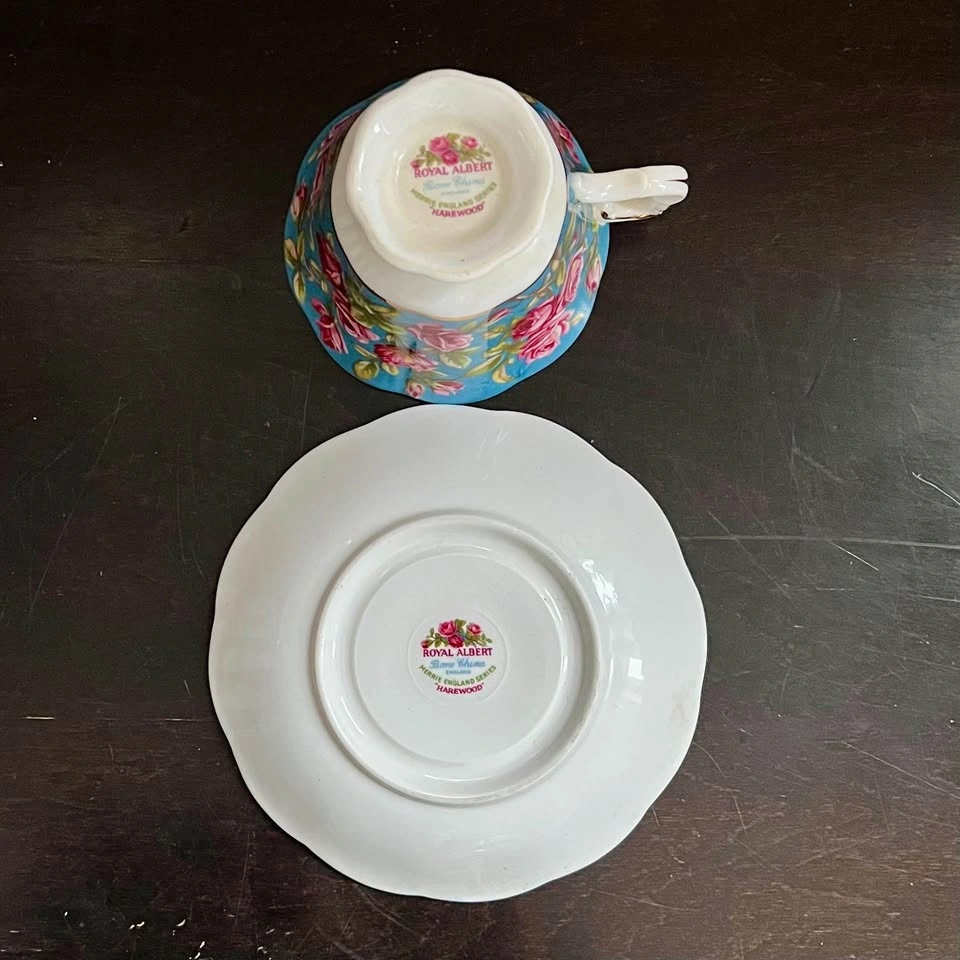 Royal Albert Merrie England Harewood Tea Cup and Saucer - photo 5
