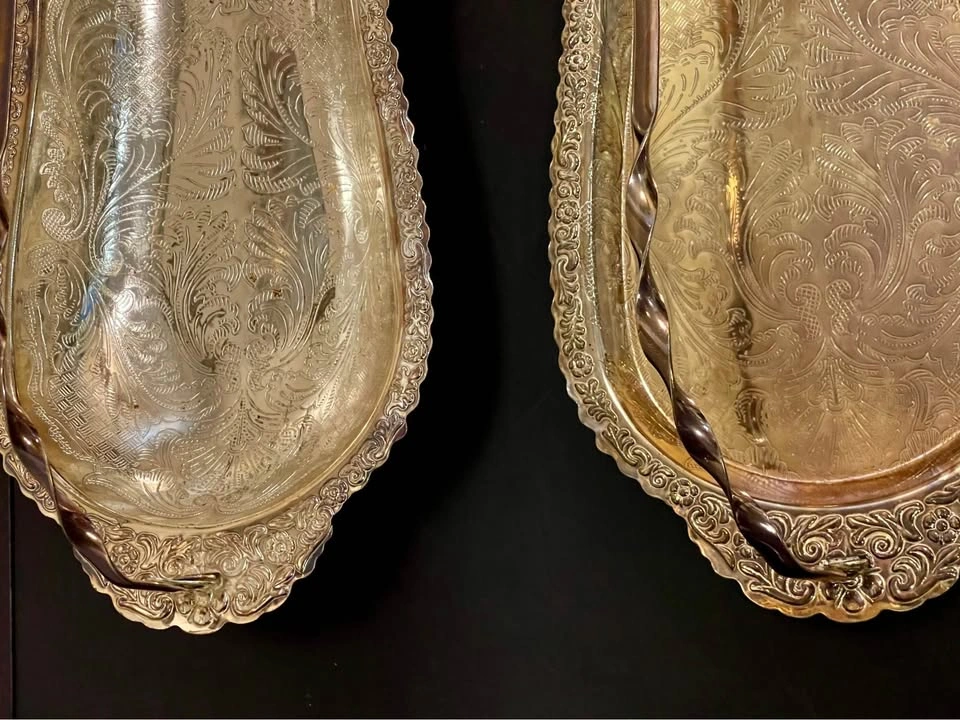 Pair of Vintage Silver-Plated Serving Trays with Handles - photo 3