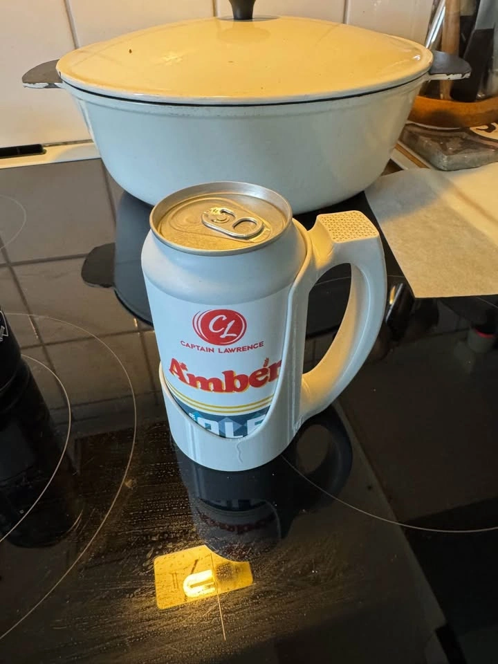 3D Printed Can Holder with Handle for Standard Soda Cans - photo 3