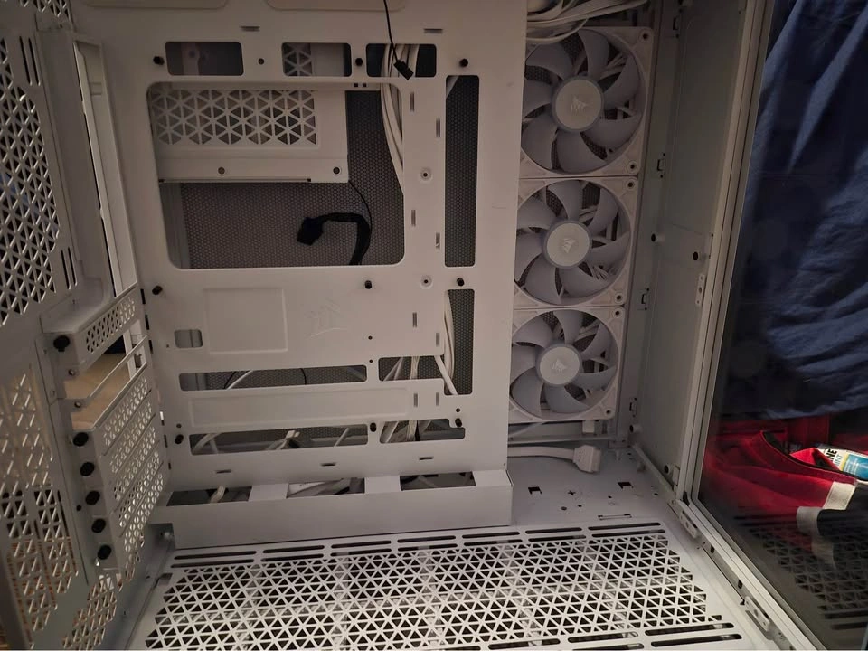 CORSAIR iCUE Link 6500X RGB Mid-Tower ATX PC Case + Cooler - photo 2