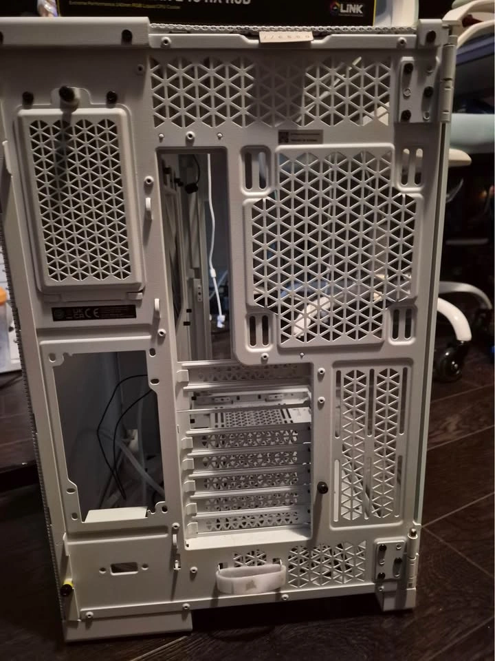 CORSAIR iCUE Link 6500X RGB Mid-Tower ATX PC Case + Cooler - photo 4