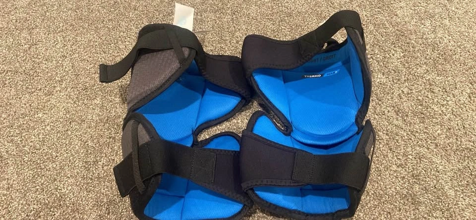 Bauer GSX Junior Hockey Knee Guards - photo 2