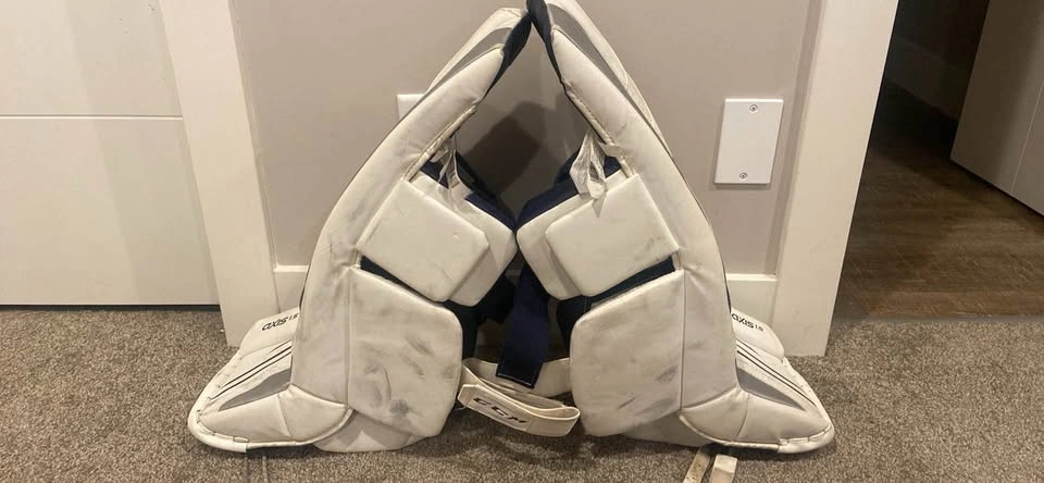 CCM Axis 1.5 Goalie Pads 26+1 - photo 3