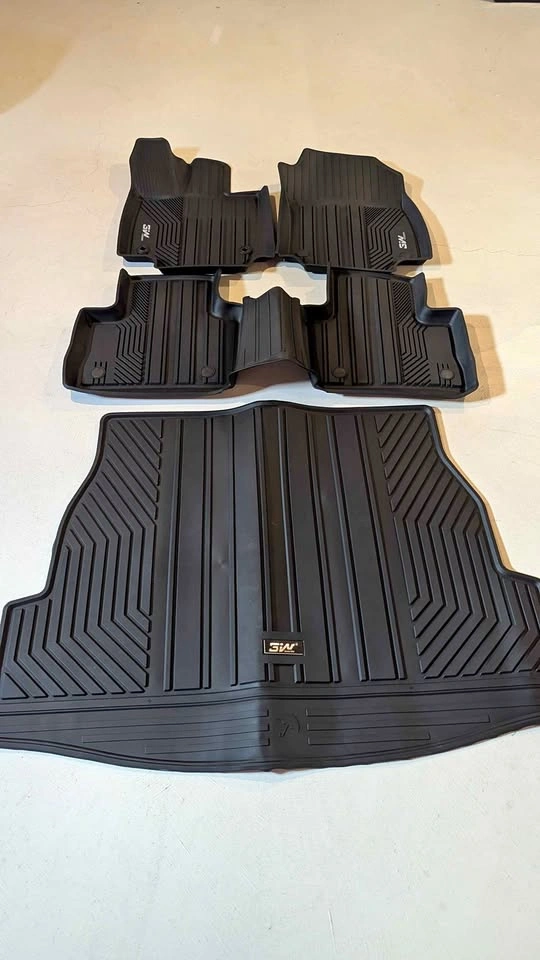 New Toyota Rav4 Mats Full Set