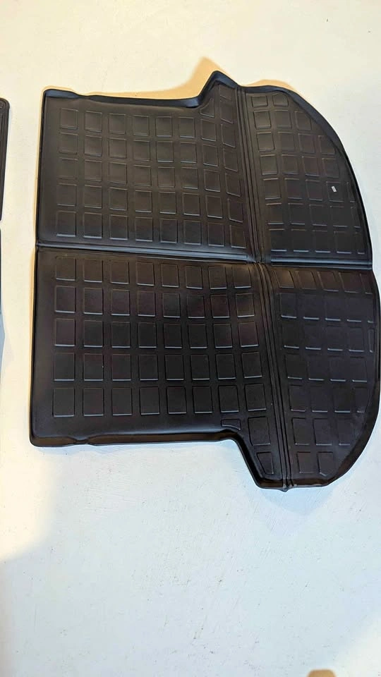 Hyundai Santa Fe Cargo Mat 2021-2023