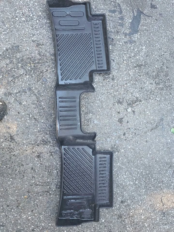 2021–2026 Ford Bronco (2-Door) Custom All-Weather Floor Mats - photo 3