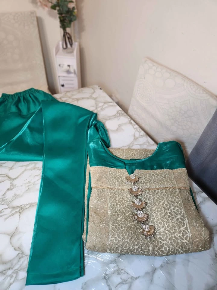Teal Gold Embroidered 3-Piece Indian Pakistani Dress Set - photo 2