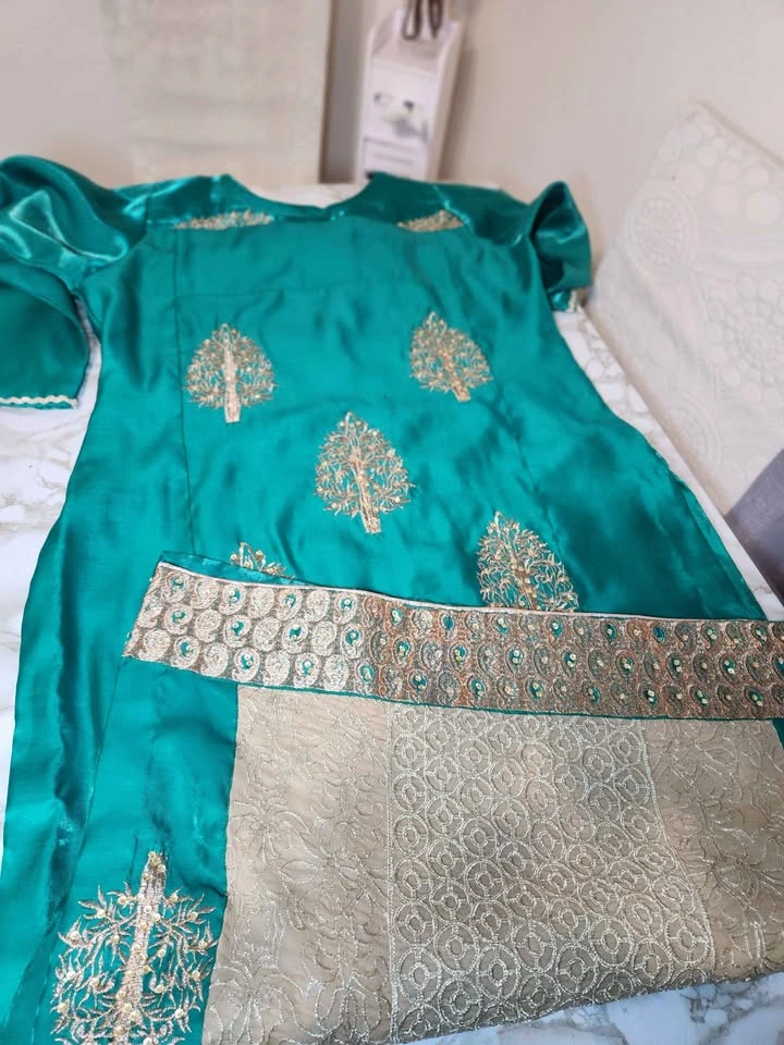 Teal Gold Embroidered 3-Piece Indian Pakistani Dress Set - photo 3
