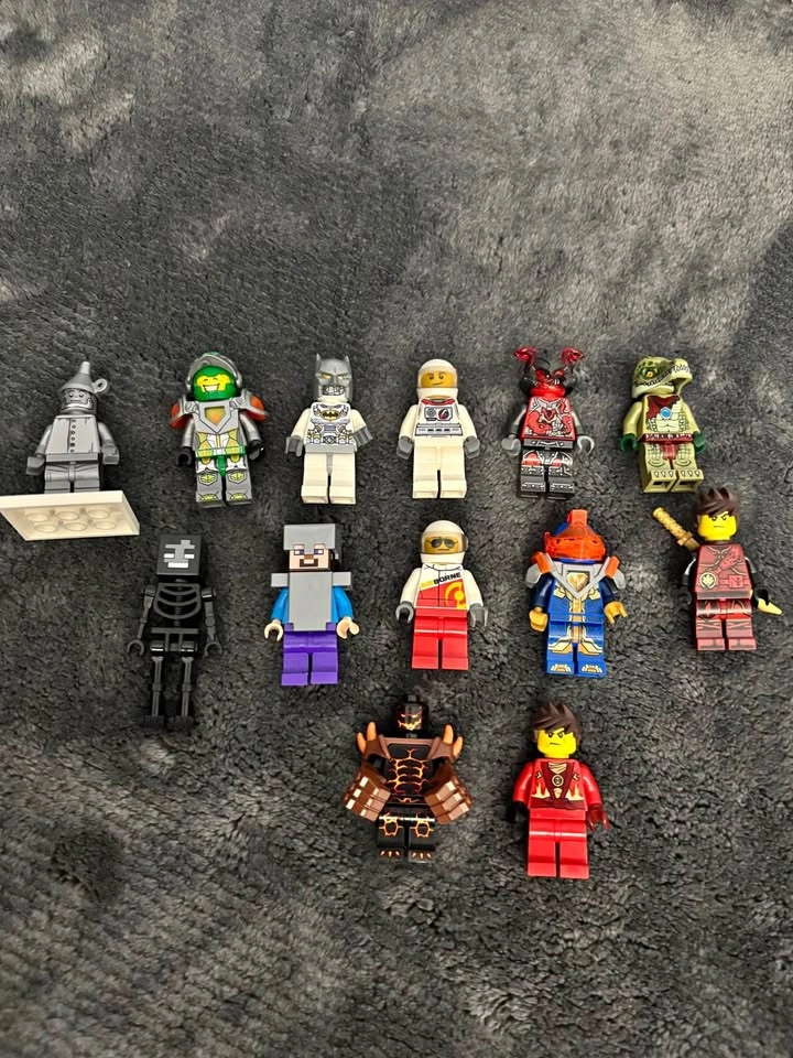 LEGO Minifigures and Parts Lot