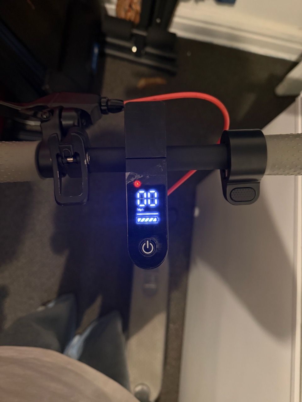 AvoPro Electric Scooter - photo 2